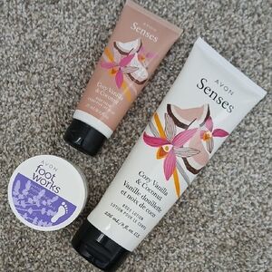 ❤️Avon Senses Cozy Vanilla & Coconut Hand Footworks Lavender Balm Trio